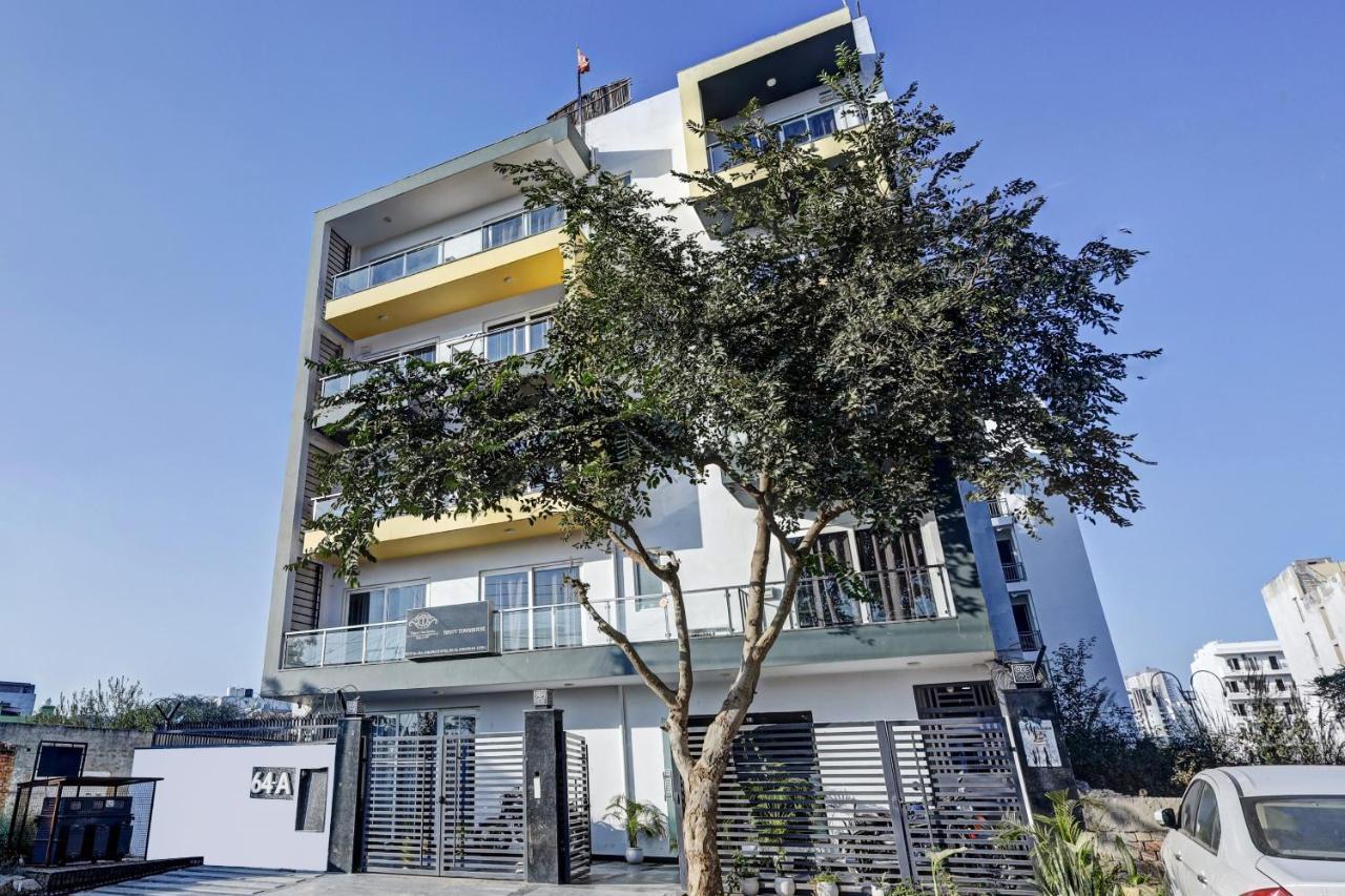 Super Townhouse Tipsyy Near Bestech Central Square Mall Gurgaon Exteriör bild