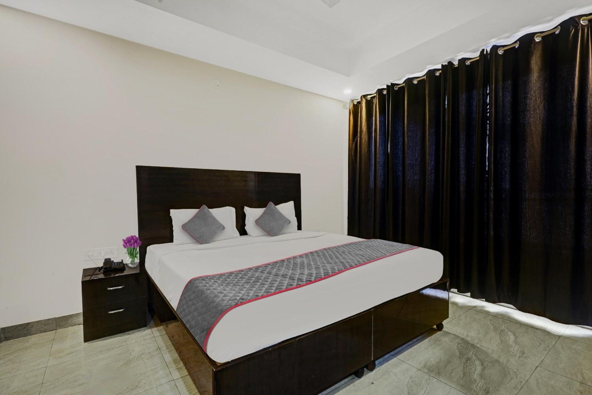 Super Townhouse Tipsyy Near Bestech Central Square Mall Gurgaon Exteriör bild