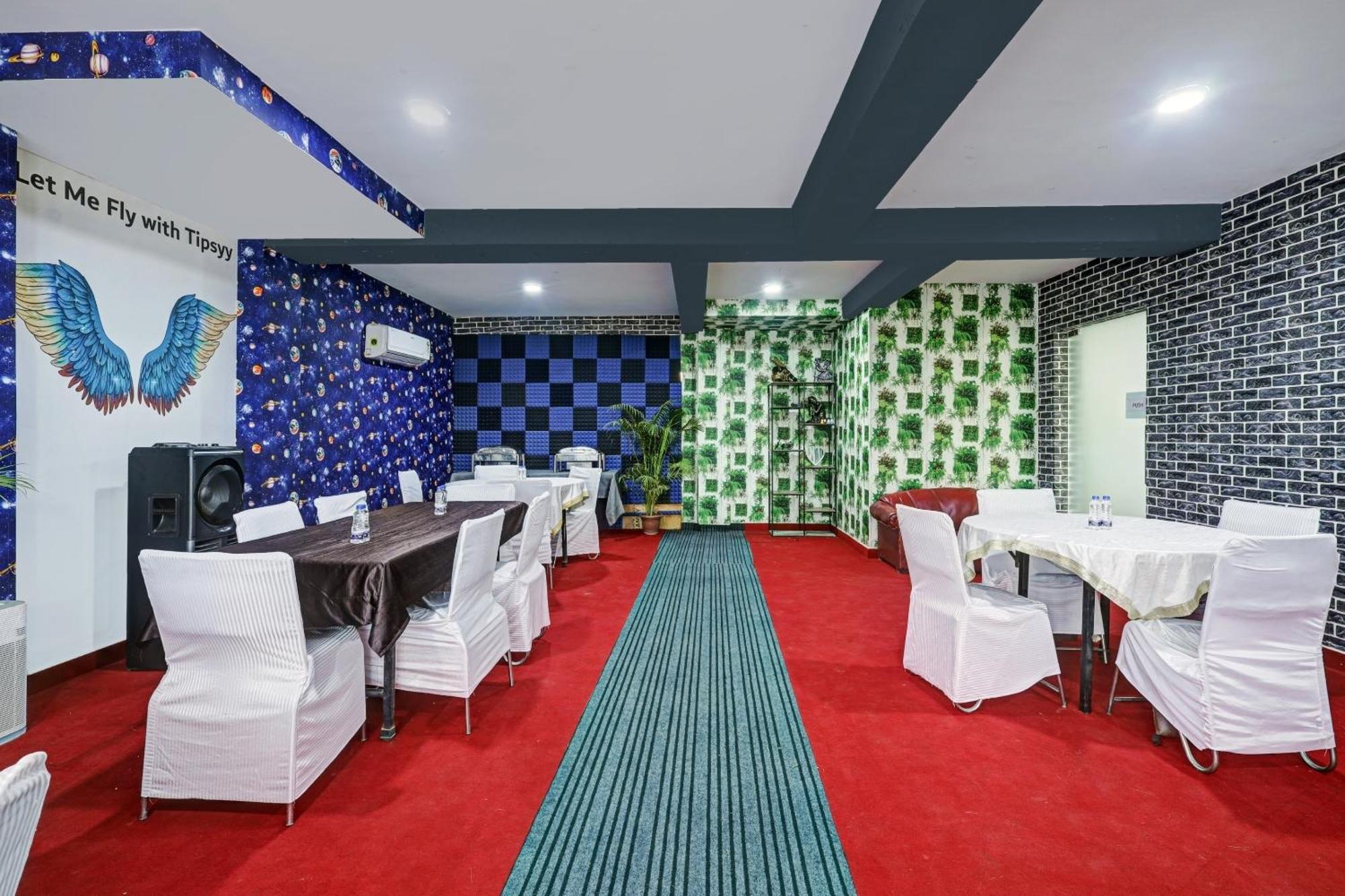 Super Townhouse Tipsyy Near Bestech Central Square Mall Gurgaon Exteriör bild